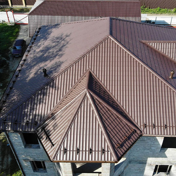 Монтаж сложной крыши и кровли в Вязьме и Смоленской области